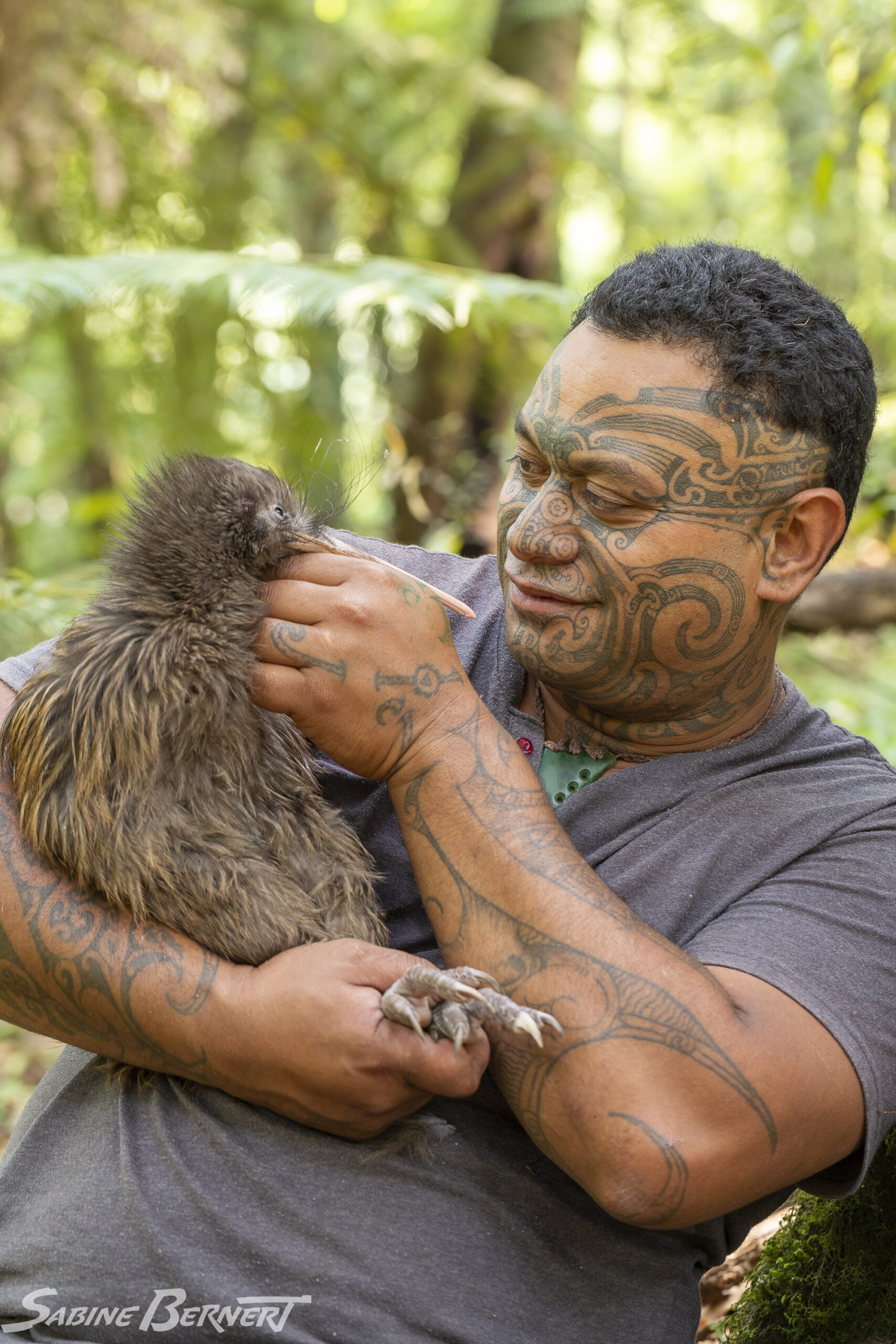 Rangi-Te-ao-re-re Raki, bénévole pour Save the kiwi, région de Te Teko