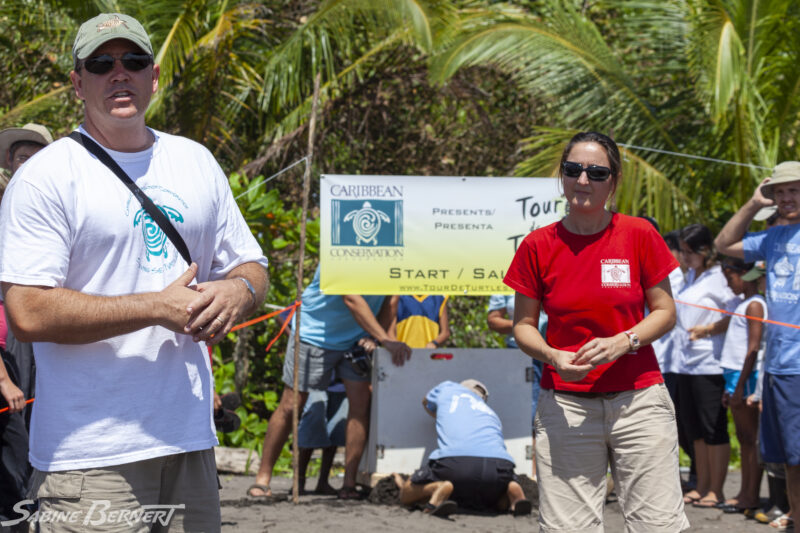 David Godfrey et Emma Harrison, Sea Turtle Conservancy / Caribbean Conservation Corporation